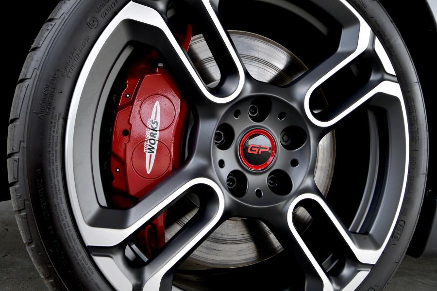 Колеса Mini John Cooper Works GP (F56) 2020 года  (JP) (фото 14 из 15)